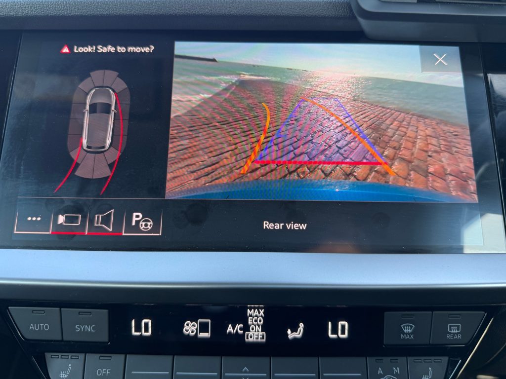0 Audi - View 6
