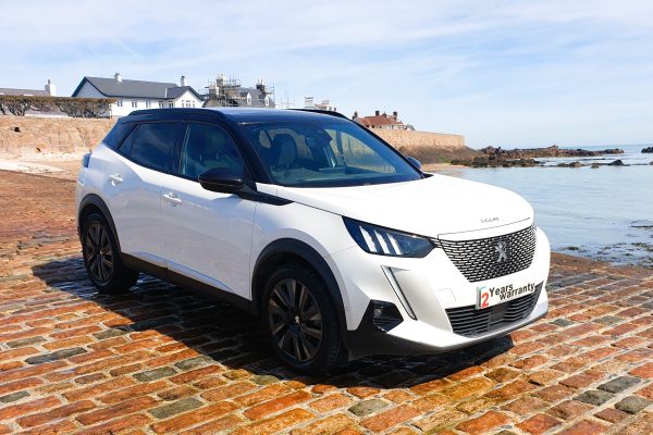 Peugeot Peugeot E-2008 GT Premium