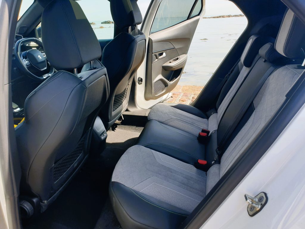 0 Peugeot - View 6