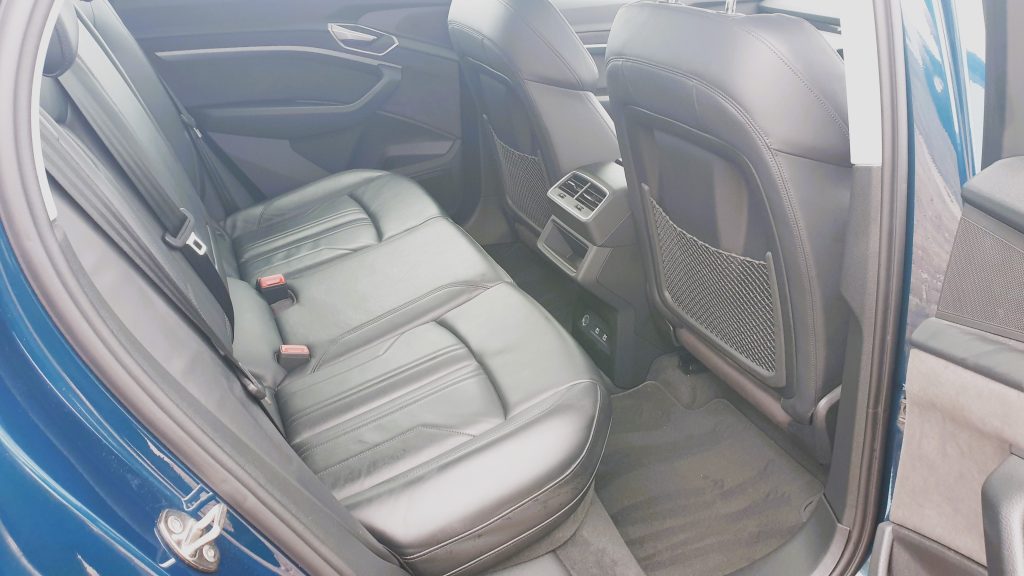 0 Audi - View 5