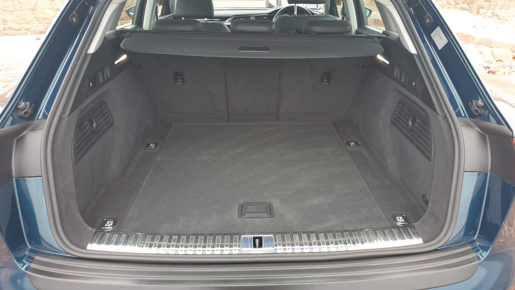 0 Audi - View 8
