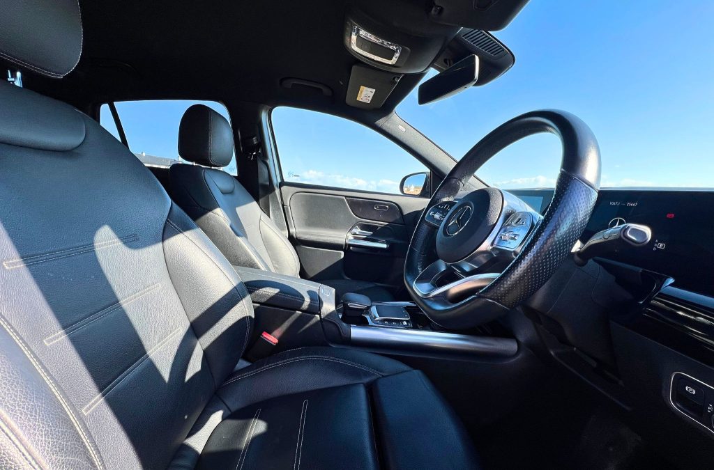 0 Mercedes - View 3