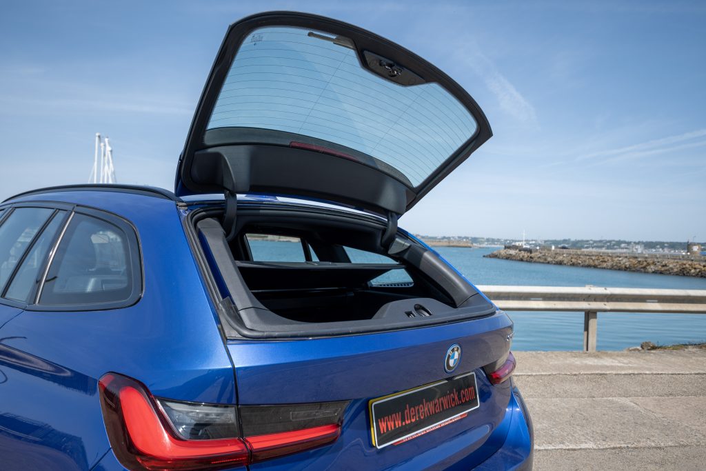 0 BMW - View 3