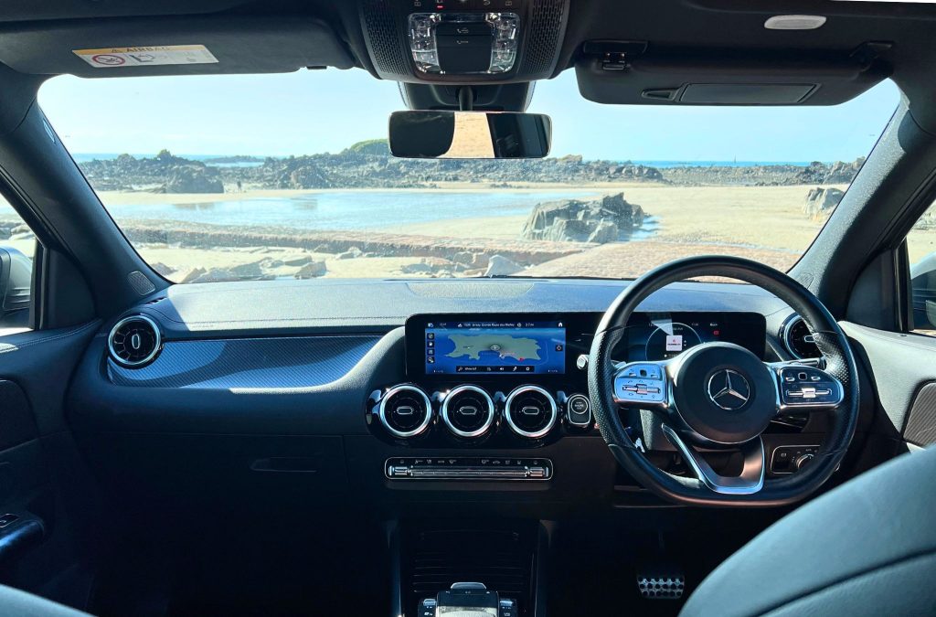 0 Mercedes-Benz - View 6
