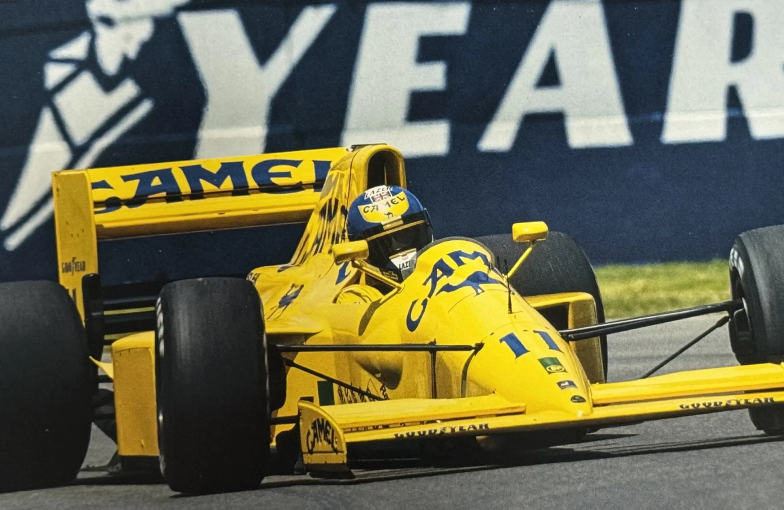 Derek Warwick in the black and gold John Player Special Lotus, 1990