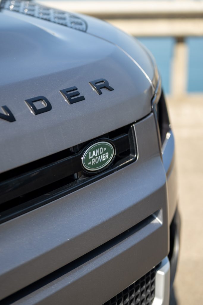 0 Land Rover - View 2