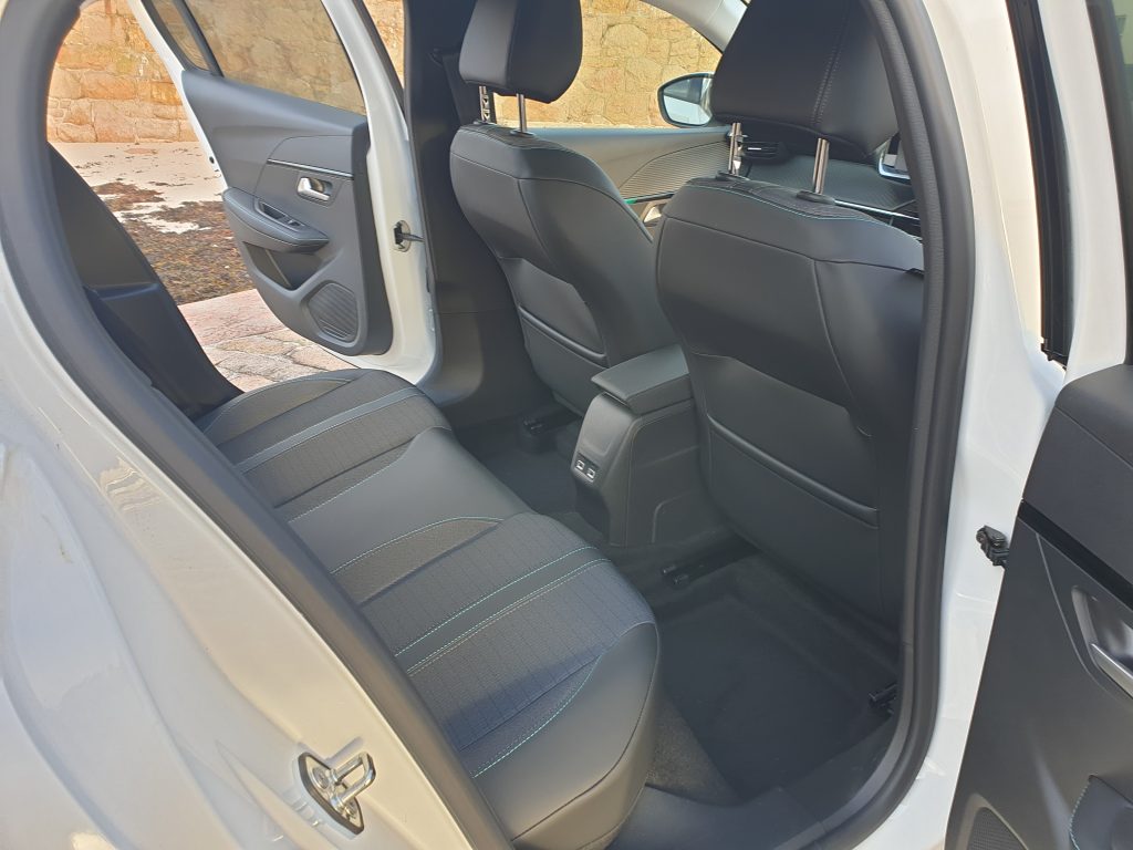 0 Peugeot - View 5