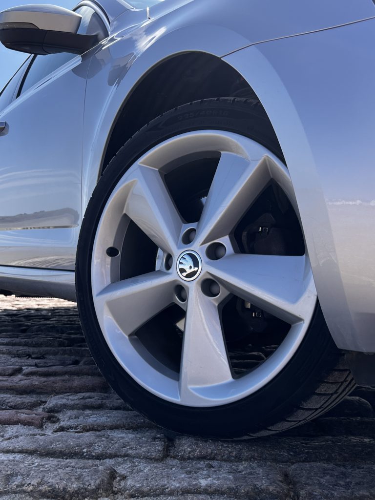 0 Skoda - View 3