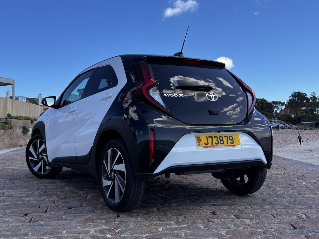 0 Toyota - View 2