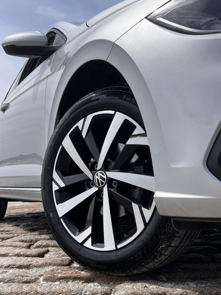 0 Volkswagen - View 3