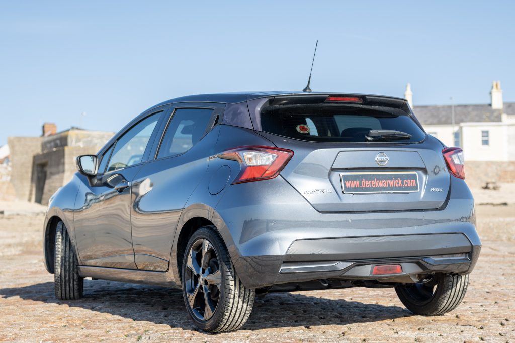 0 Nissan - View 2