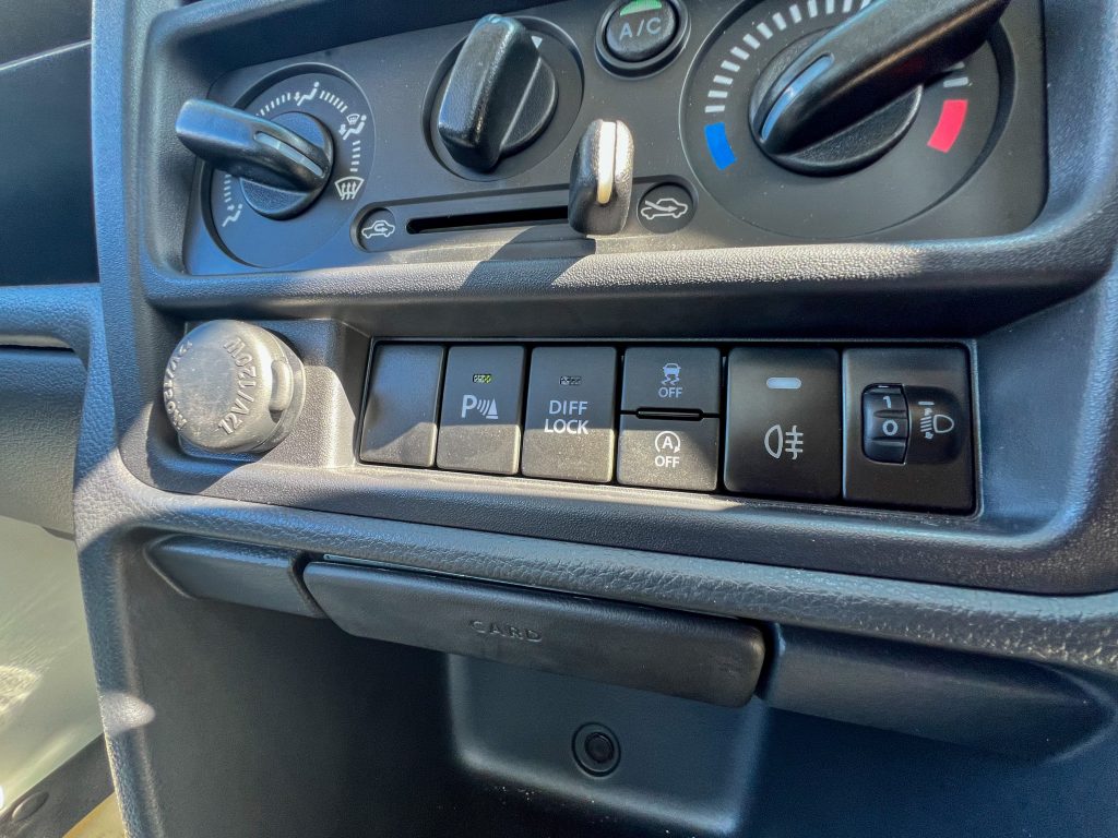 Suzuki Carry, image 5