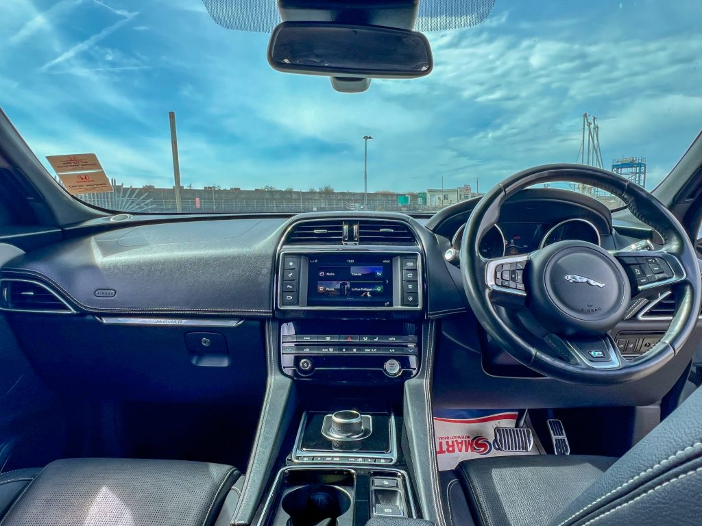 Jaguar F-Pace, image 6