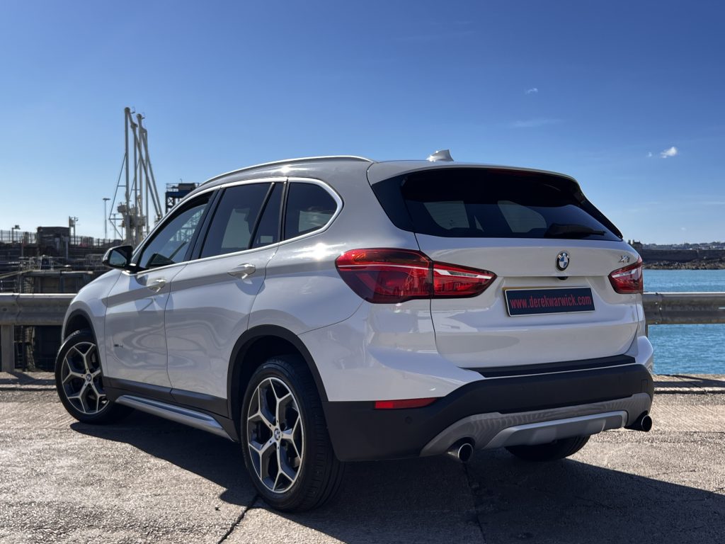 0 BMW - View 2