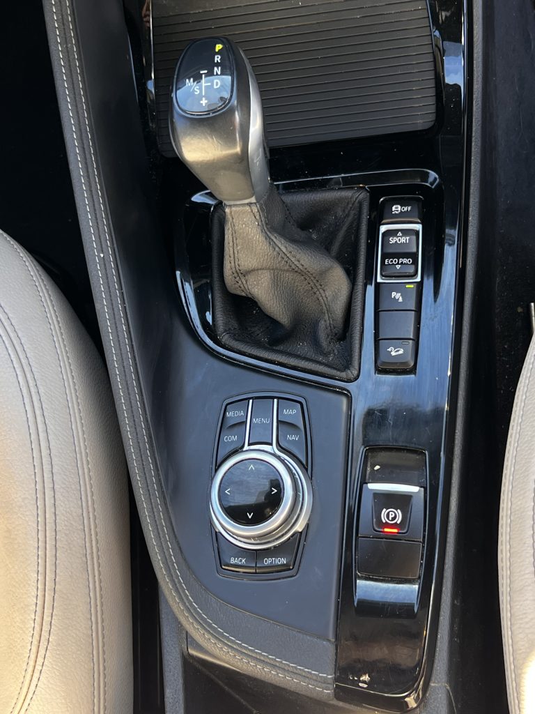 0 BMW - View 9