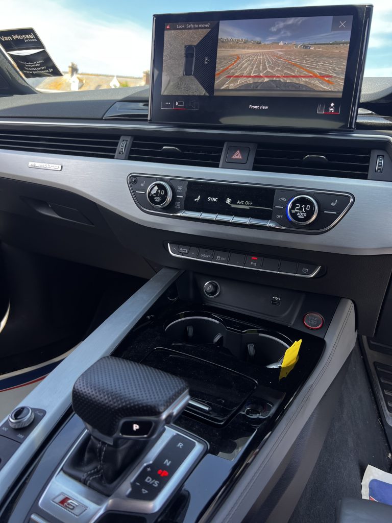0 Audi - View 5