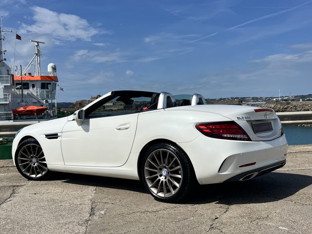Mercedes-Benz SLC, image 2