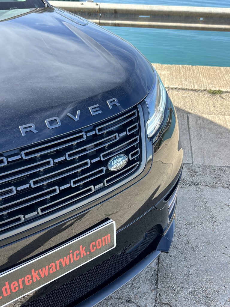0 Land Rover - View 3