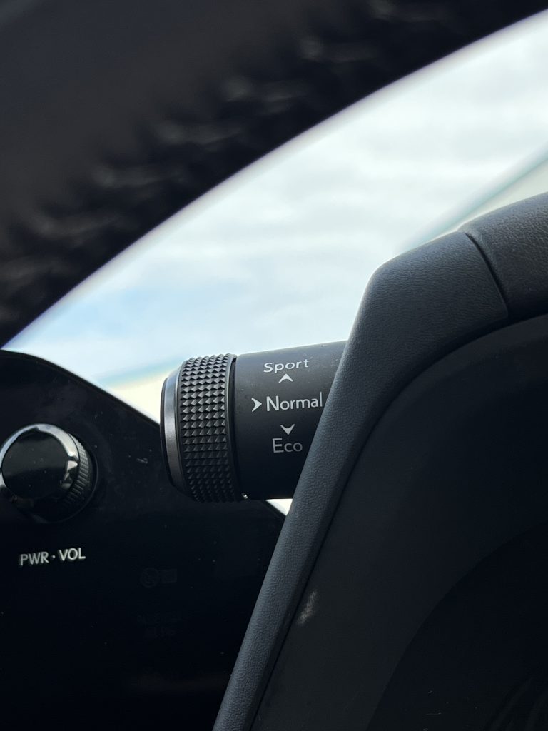 0 Lexus - View 13